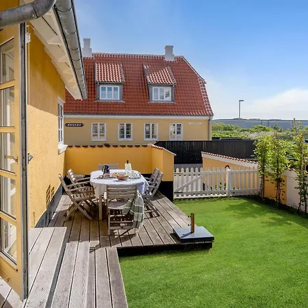 Dom wakacyjny 3 Bedroom Gorgeous In *